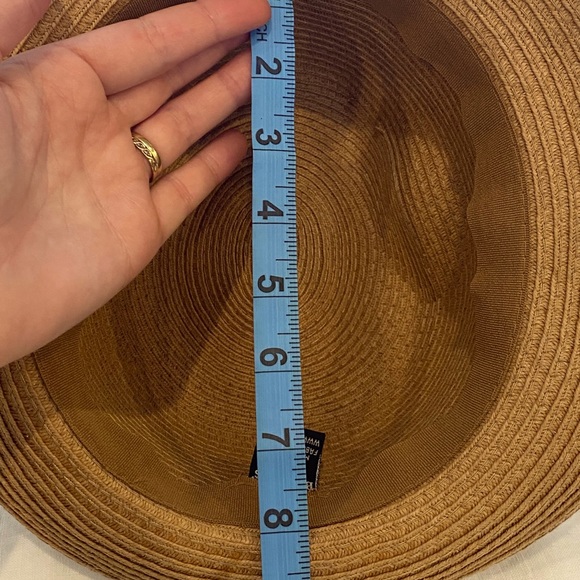 Tan Fedora hat - Picture 7 of 7